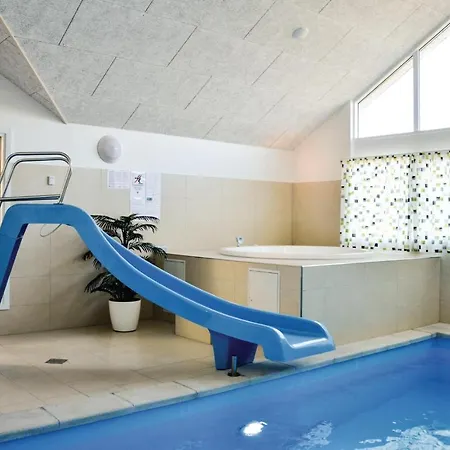 Holiday home Gorgeous In With Sauna