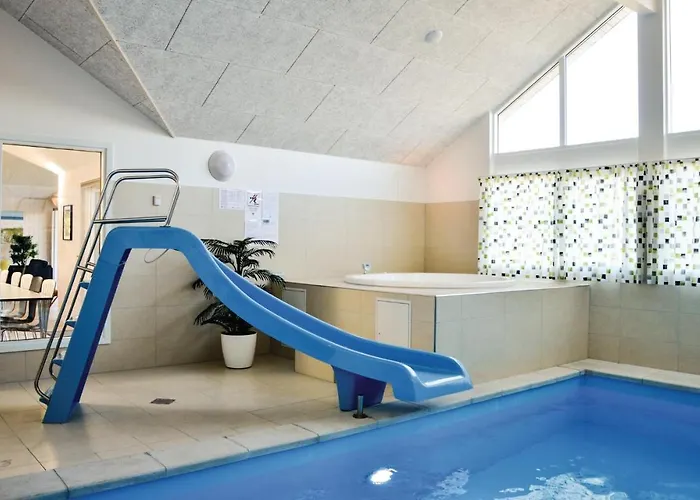 Ferienhaus Gorgeous In With Sauna