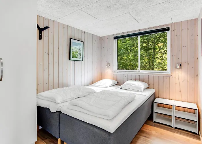 Ferienhaus Gorgeous In With Sauna *