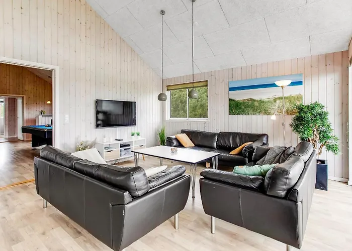 Ferienhaus Gorgeous In With Sauna *